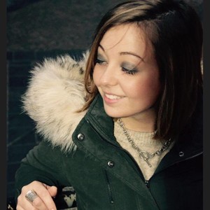 Charlotte - Prof de philosophie - Courcelles