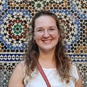 Julie - Prof de préparation concours sciences po - Neuilly