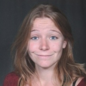 Charlotte - Prof d'aide aux devoirs - Mont-Saint-Aignan