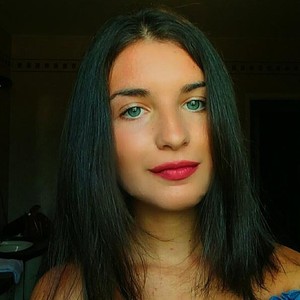 Chloé - Prof d'anglais - Manziat
