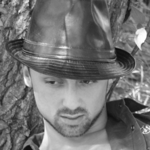 Adrien - Prof de marketing - Nîmes