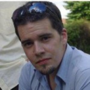 Julien - Prof d'initiation informatique - Nézignan-l'Évêque