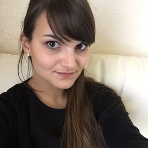 Charlotte - Prof de réseaux sociaux - Bergerac