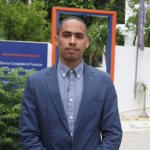 Hadhri - Prof de management et gestion d'entreprise - Toulon
