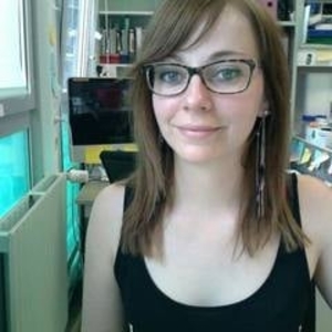 Delphine - Prof de biologie - Le Tampon