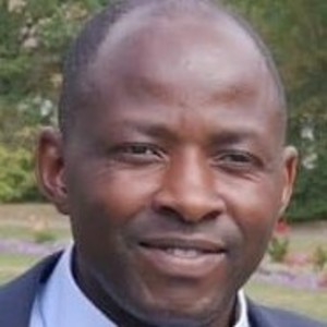 Eloi Kamugisha - Prof de biologie - Cinq-Mars-la-Pile