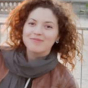 LYNDA - Prof de maths - Paris