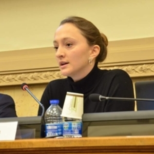 Joanne - Prof de droit constitutionnel - Paris