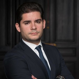 Pierre-Alexis - Prof de droit constitutionnel - Boulogne-Billancourt