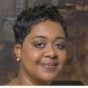 Lydia - Prof de droit - Sainte-Rose