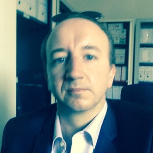 Philippe - Prof de droit constitutionnel - Paris 16e