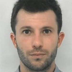 Pierre - Prof de droit constitutionnel - Bordeaux
