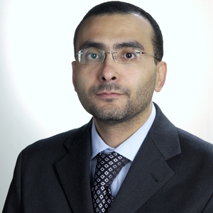 Moheb - Prof d'économie - Parma