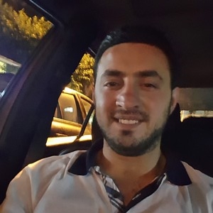 Abdallah - Prof de biologie - Paris
