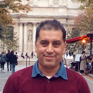 Hicham - Prof de biologie - Paris