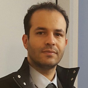 Oussama - Prof de maths - Lausanne