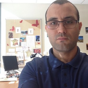 Lamara - Prof d'économie - Paris