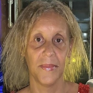 Sylvie - Prof d'économie - Gourbeyre
