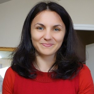 Dorina - Prof d'économie - Poissy