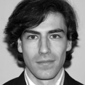 Pierre - Prof de droit civil - Paris