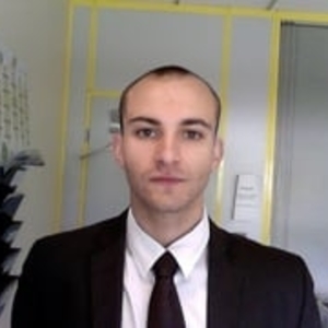 Paul - Prof de droit constitutionnel - Lioux