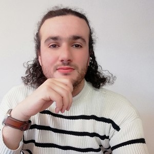 Nour - Prof de maths - Clichy