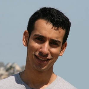 Amine - Prof d'initiation informatique - Sèvres