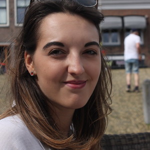 Diana - Prof de compréhension orale - portugais - Paris