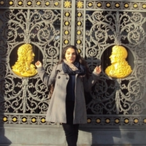 Lila - Prof de biologie - Mons