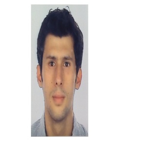 Hajar - Prof de marketing - Paris