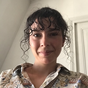 Emma - Prof de droit - Paris 14e