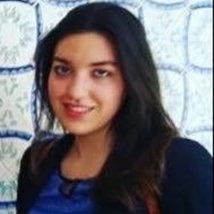 Sarah - Prof d'économie - Paris