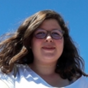 HELENE - Prof d'économie - Paris