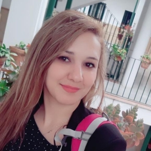 Nawal - Prof de français - Ouistreham
