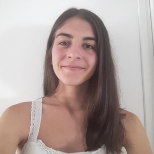 Julie - Prof de maths - Paris 1er