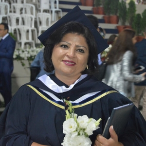 Samira - Prof de français - La Celle-sous-Gouzon