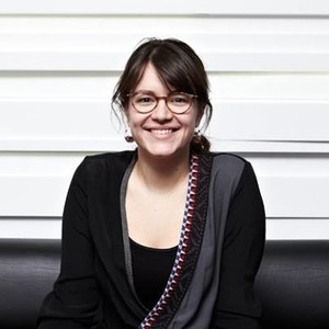 Delphine - Prof de droit constitutionnel - Asnières-sur-Seine