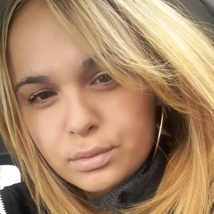 Ophelie - Prof d'aide aux devoirs - Plan-de-Cuques