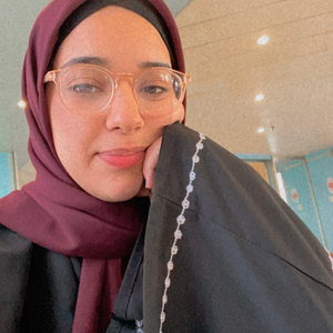 Sarahh - Prof d'arabe - Éloyes