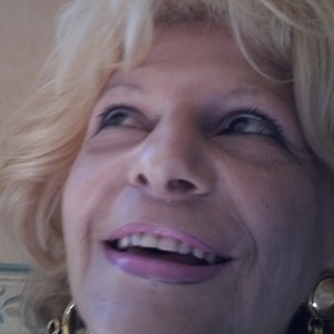 Maryline - Prof d'histoire de l'art - Saint-Romain