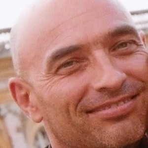 Emmanuel - Prof de yoga - Brens