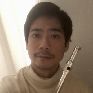 Hiroya - Prof de flûte piccolo - Paris