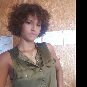 Chloé - Prof d'aide aux devoirs - Les Abymes