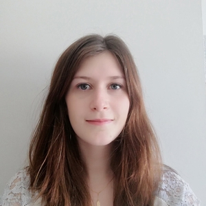 Louise - Prof de français - Tours
