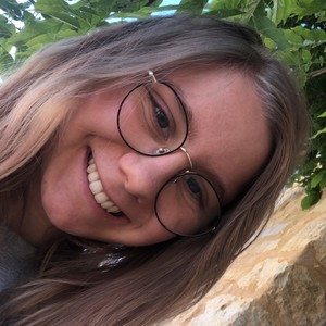 Emily - Prof de français - Cladech
