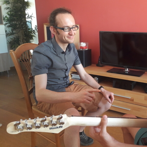 Julien - Prof de guitare - Bois-Colombes