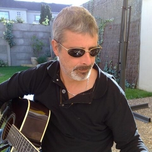 Laurent - Prof de guitare - Le Mans