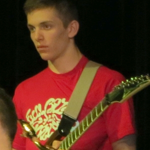 Guillaume - Prof de guitare - Voisins-le-Bretonneux