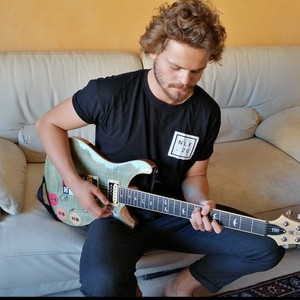 Henri - Prof de guitare - Paris