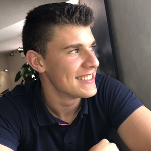 Theo - Prof d'initiation informatique - Saint-Brieuc